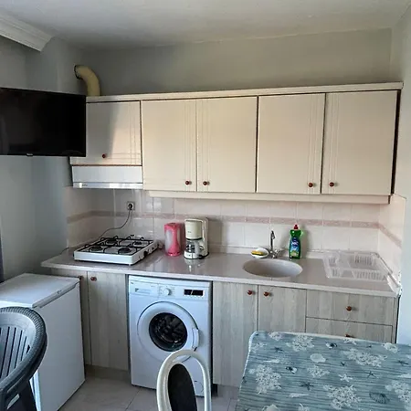 Basak Aparthotel *