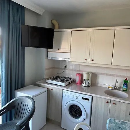 Basak Aparthotel *